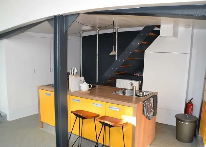 Boathotel Wilhelmina Ботель *