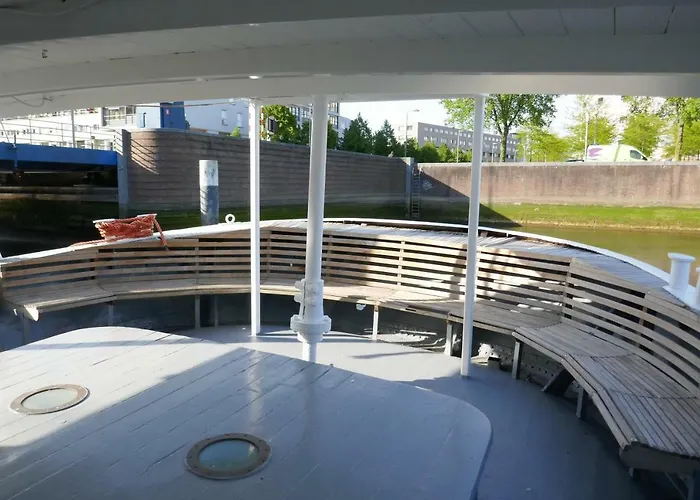 Boathotel Wilhelmina * Роттердам